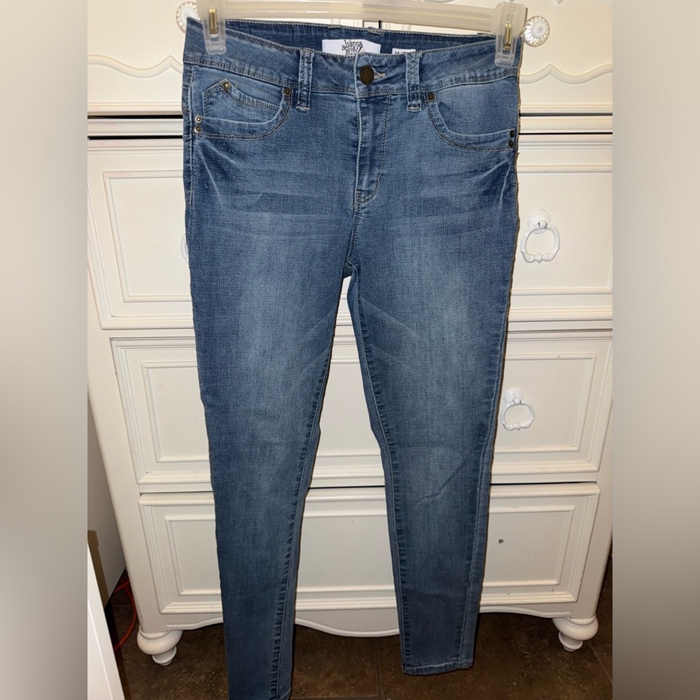 Women’s skinny jeans